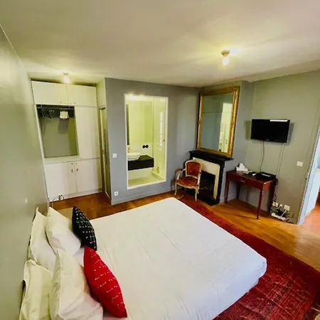 Le Pavillon Hotell Paris