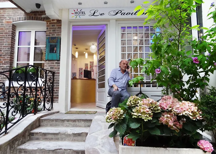 Отель Le Pavillon 3*