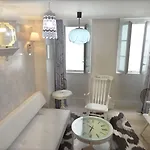 Hotel Le Pavillon Paris