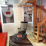 Le Pavillon