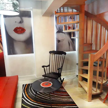 Le Pavillon Paris