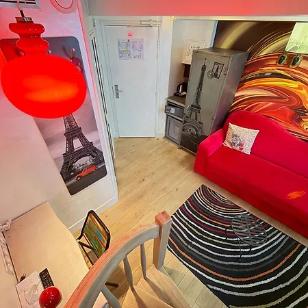 Le Pavillon Paris