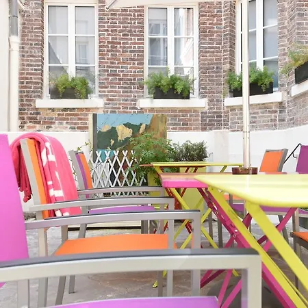 Szálloda Le Pavillon 3*