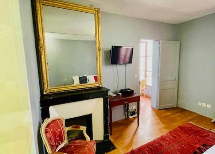 Le Pavillon Szálloda 3*